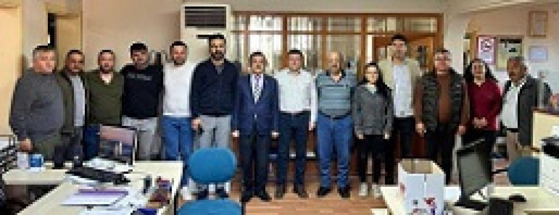 AK PARTİ HEYETİNDEN, UŞAK DSYB BAŞKANI AHMET YILMAZ'A HAYIRLI OLSUN ZİYARETİ