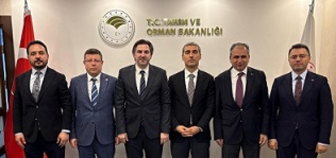 BANAZ İLÇESİNDE KURULACAK SERA ORGANİZE BÖLGESİNİN HIZLANDIRILMASI İÇİN GİRİŞİMLER HIZLANDI 