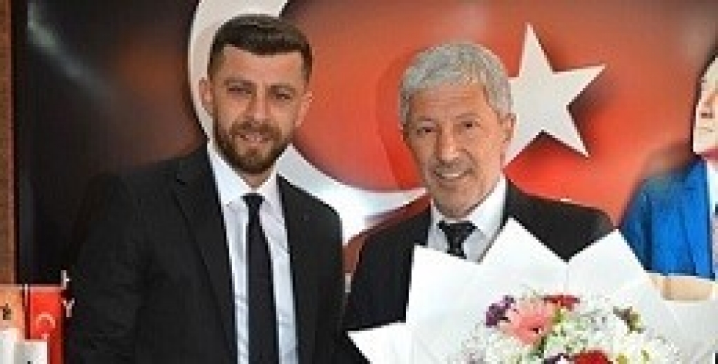 BAŞKANLARIN DEVİR TESLİM TÖRENİ: KOLTUĞUN YENİ SAHİBİ AYDEMİR