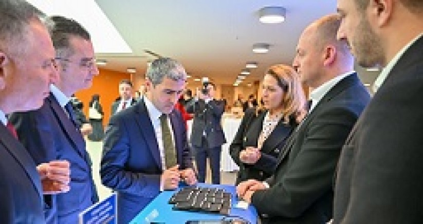 DİJİTAL ÇAĞIN REKABET GÜCÜ UŞAK’TA ELE ALINDI