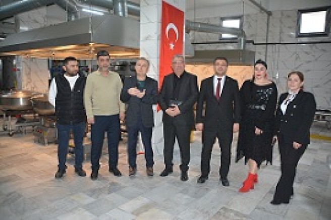 DR. ZAFER AYDIN AŞEVİ VE FAALİYETLERİ HAKKINDA BASINA BİLGİ VERDİ.