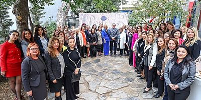 Anadolu kadınları Konak’tan harekete geçti