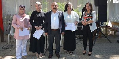 BANAZDA ’’ EL EMEĞİ GÖZ NURU ‘’ YIL SONU SERGİSİ  YAPILDI