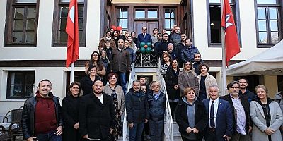 Başkan Batur’dan belediye çalışanlarına Yılın ilk iş gününde kutlama