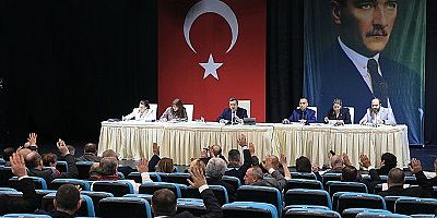 Başkan Batur’dan belediye meclisine Uyum teşekkürü