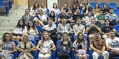 Başkan Batur, geleceğin mimarlarıyla buluştu