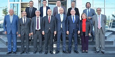 CHP HEYETİ, UŞAK TİCARET BORSASINI ZİYARET ETTİ