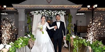 Dillere destan bir düğün 