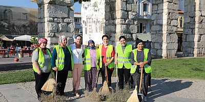 EFES SELÇUK SOKAKLARI KADINLARA EMANET