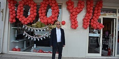 ERDEMLER ARÇELİK'İN YENİ YIL KUTLAMA MESAJI