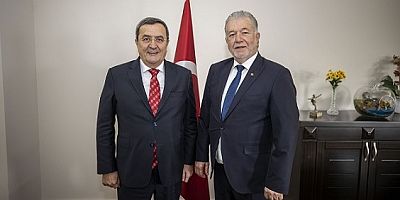 Esnaf da Başkan Batur’un yanında