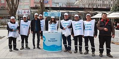 UŞAK BELEDİYESİ DÜNYA SU GÜNÜ’NÜ FARKINDALIK İÇİN ETKİNLİKLERLE GEÇİRDİ