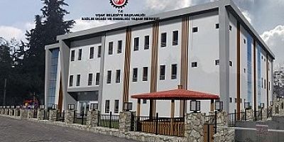 UŞAK BELEDİYESİ İLE ENGELLER BİR BİR KALKIYOR