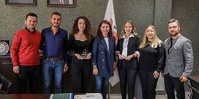 UŞAK BELEDİYESİ’NDEN OEDAŞ’A PLAKET