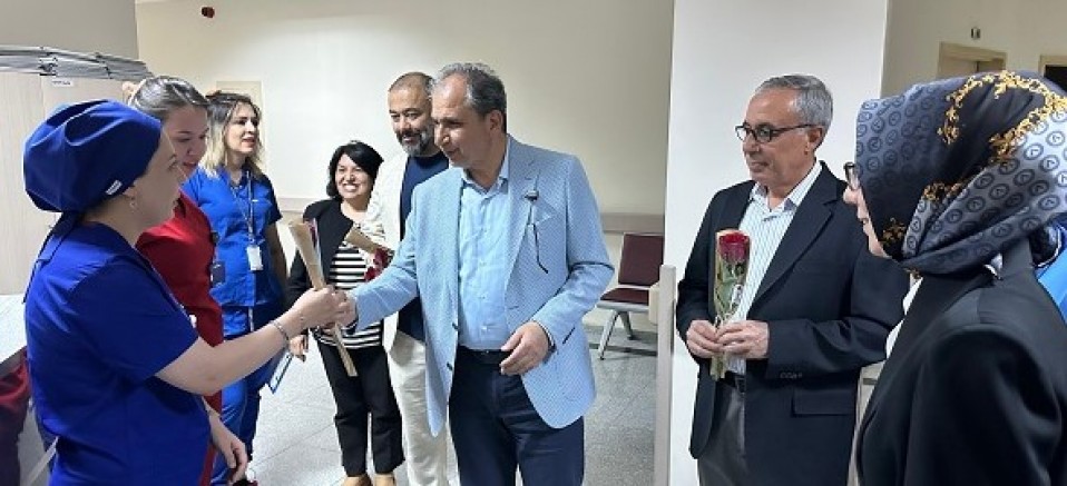 Uşak Milletvekili Op. Dr. İsmail GÜNEŞ’ten Hemşireler Haftası Ziyareti