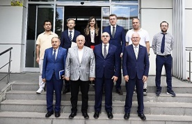 YÖK'ten ve REKTÖR'den. Karma Deri Başkanı COŞKUN GÜNGÖR !e Ziyaret